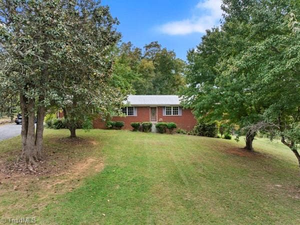 3410 Surratt Road, Denton NC 27239