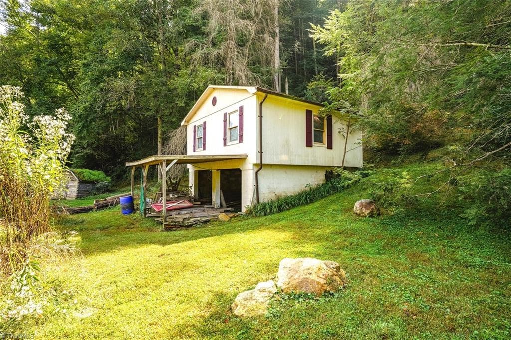 Stick/Site Built at 5521 Elk Creek Darby Road, Ferguson NC 28624, Ferguson, photo 16 of 25