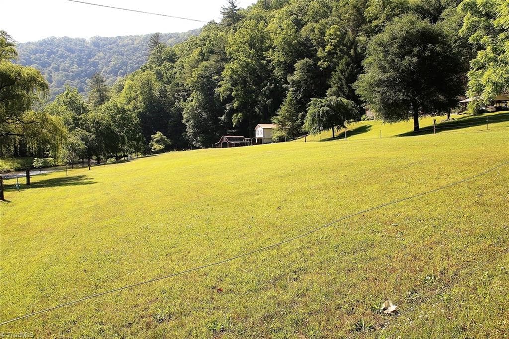 Stick/Site Built at 5521 Elk Creek Darby Road, Ferguson NC 28624, Ferguson, photo 9 of 25