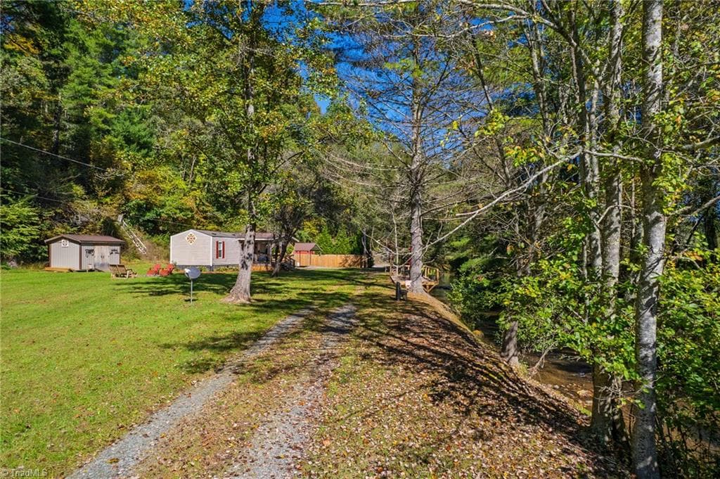Manufactured Home at 99 Lynn Lane, Glade Valley NC 28627, Glade Valley, photo 39 of 45