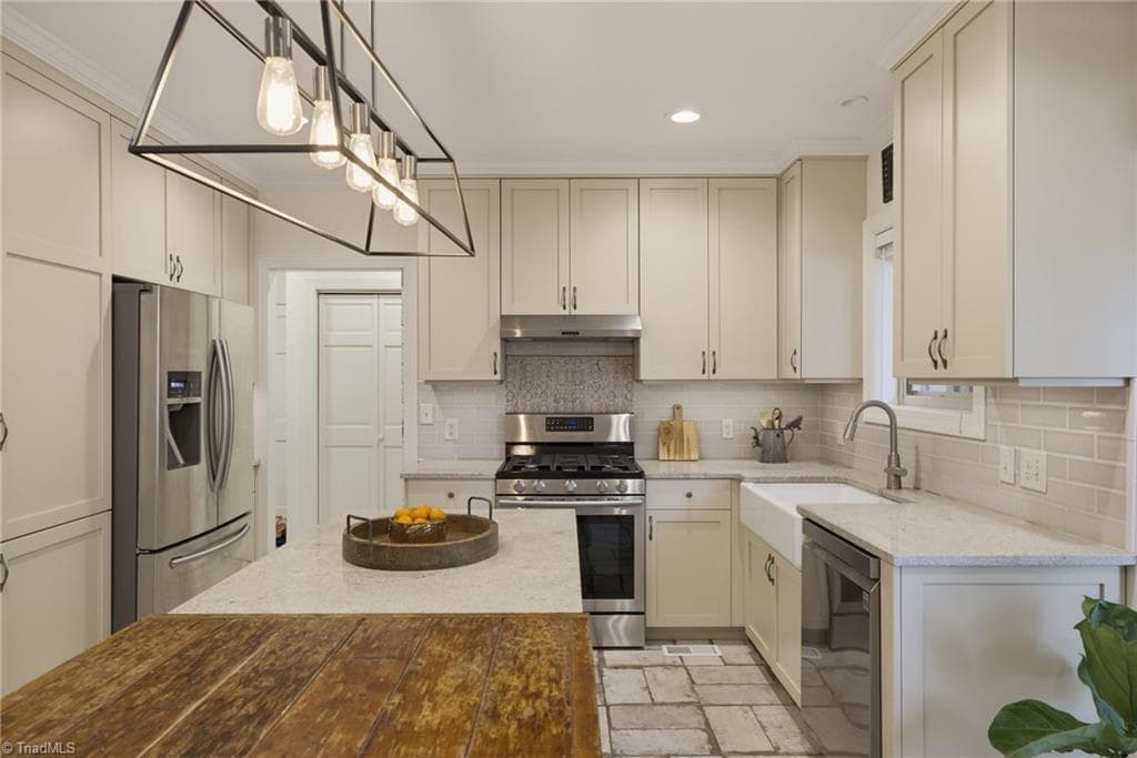 Stick/Site Built at 4607 Kenbridge Drive, Greensboro NC 27410, Greensboro, photo 9 of 39