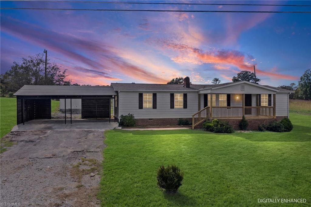 Manufactured Home at 590 Regan Road, Lexington NC 27292, photo 40 of 41