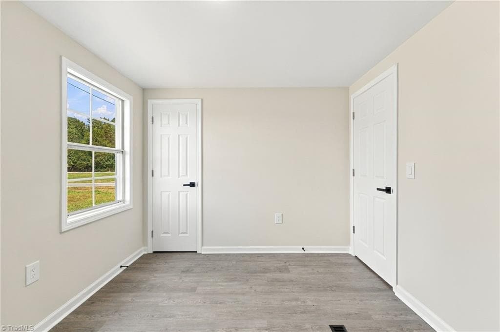Manufactured Home at 590 Regan Road, Lexington NC 27292, photo 25 of 41