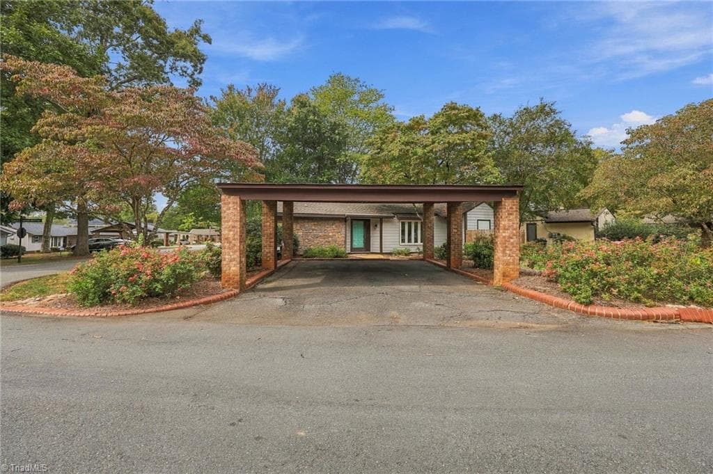 Stick/Site Built at 105 N Bermuda Run Drive, Advance NC 27006, Advance, photo 4 of 30