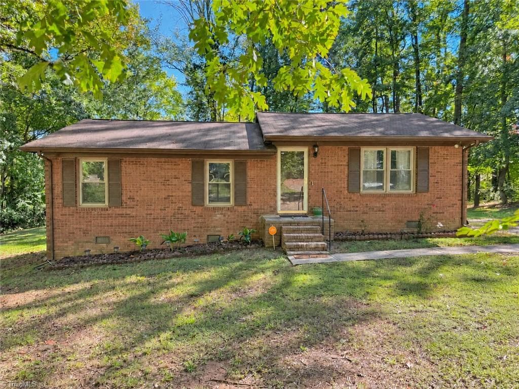 138 April Lane, Reidsville NC 27320