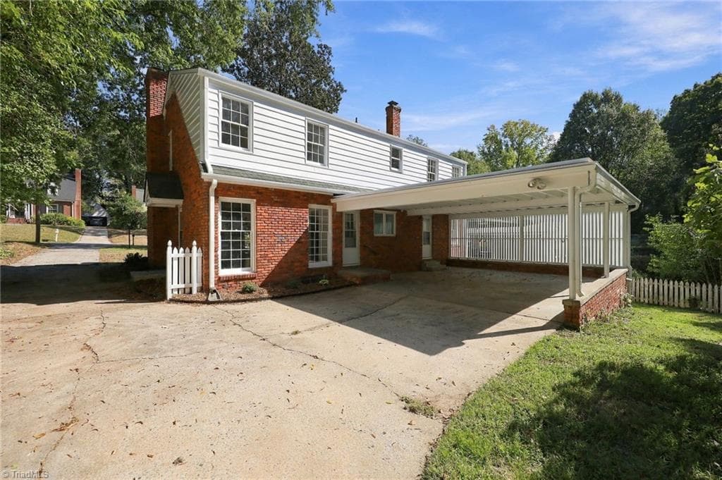 Stick/Site Built at 1007 Wellington Street, High Point NC 27262, High Point, photo 32 of 37
