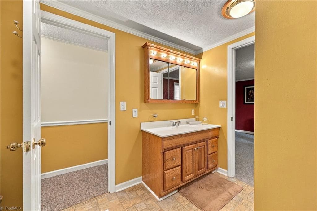Manufactured Home at 1077 Brown Farm Road, Walnut Cove NC 27052, Walnut Cove, photo 23 of 48