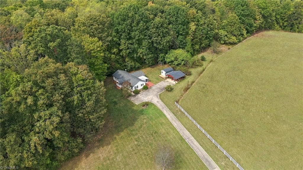 Manufactured Home at 1077 Brown Farm Road, Walnut Cove NC 27052, Walnut Cove, photo 48 of 48