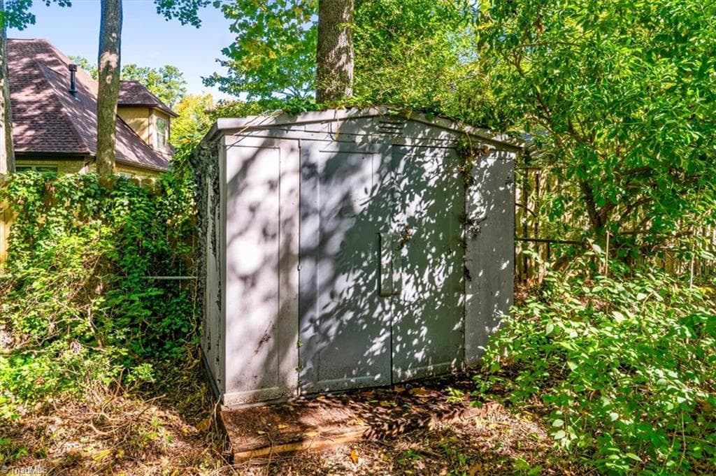 Stick/Site Built at 1700 Leslie Road, Greensboro NC 27408, Greensboro, photo 20 of 20