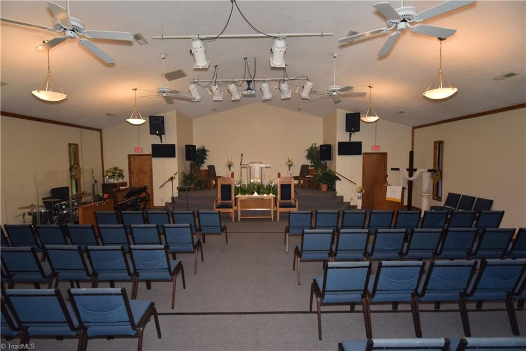 Remarks at 1355 Peachtree Street, Winston-Salem NC 27107, Winston-Salem, photo 24 of 27