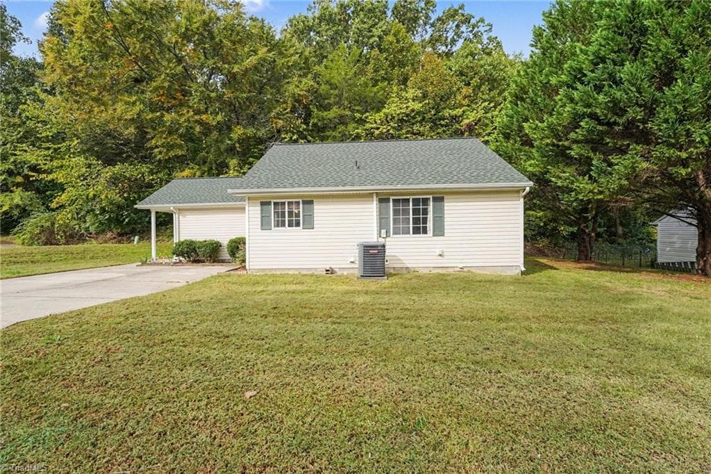 Stick/Site Built at 2525 Stratford Crossing Drive, Winston-Salem NC 27103, Winston-Salem, photo 47 of 50