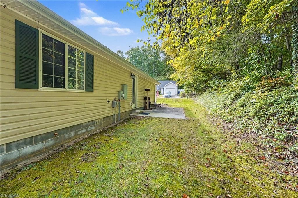 Stick/Site Built at 2525 Stratford Crossing Drive, Winston-Salem NC 27103, Winston-Salem, photo 48 of 50