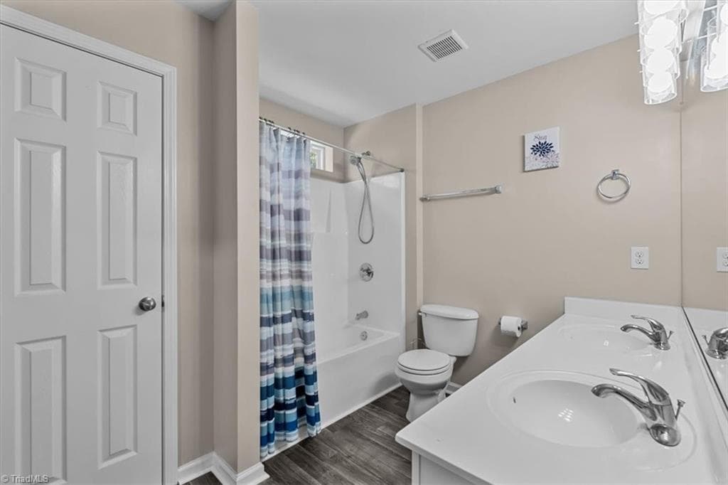 Stick/Site Built at 4604 Meadowside Terrace, High Point NC 27265, High Point, photo 38 of 50