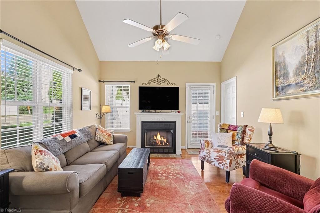 Stick/Site Built at 910 Central Park Avenue, Greensboro NC 27407, Greensboro, photo 5 of 29