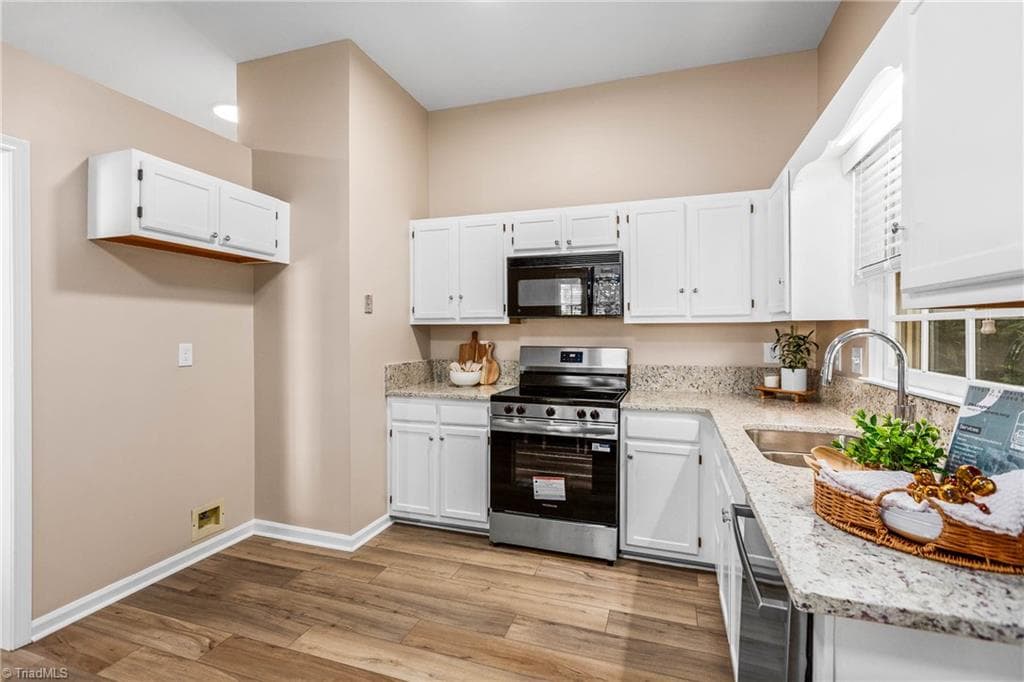 Stick/Site Built at 1013 Heatherstone Court, Winston-Salem NC 27104, Winston-Salem, photo 9 of 30