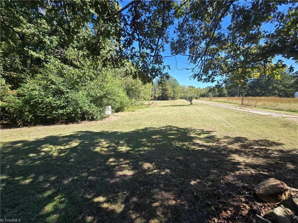 Manufactured Home at 4837 Bass Mountain Road, Snow Camp NC 27349, Snow Camp, photo 7 of 32