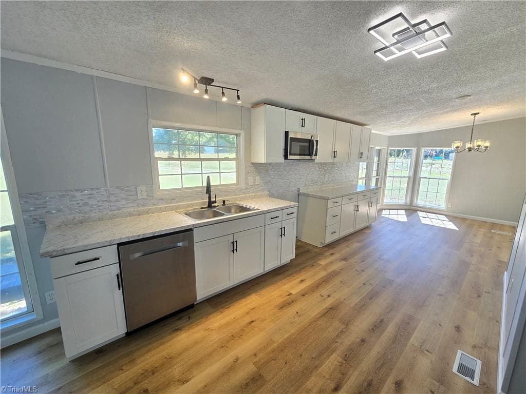 Manufactured Home at 4837 Bass Mountain Road, Snow Camp NC 27349, Snow Camp, photo 4 of 32