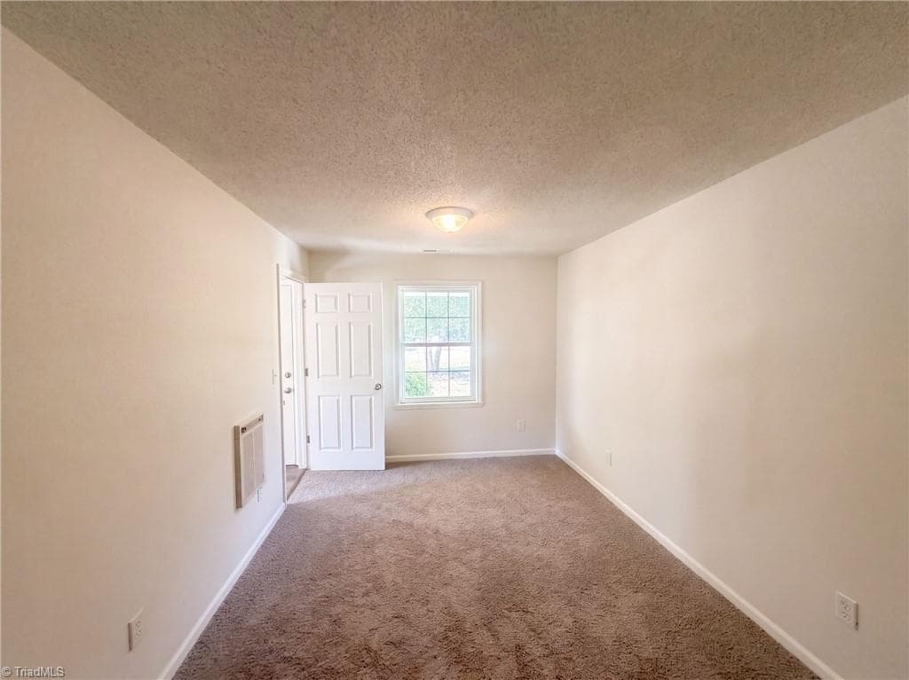 Stick/Site Built at 1137 Harrison Crossroad Loop, Reidsville NC 27320, Reidsville, photo 10 of 17