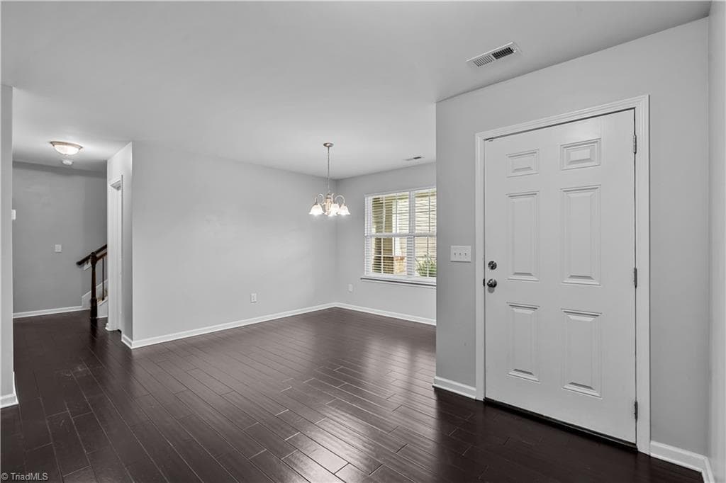 Stick/Site Built at 3 Chadbrook Court, Greensboro NC 27405, Greensboro, photo 2 of 32