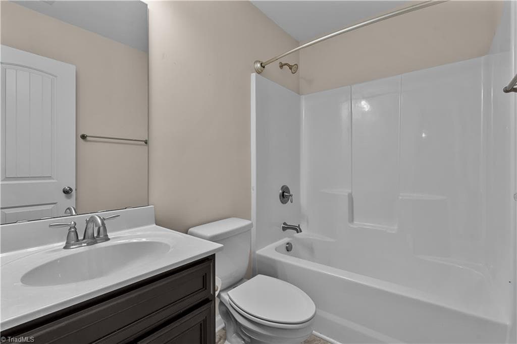 Stick/Site Built at 3 Chadbrook Court, Greensboro NC 27405, Greensboro, photo 26 of 32