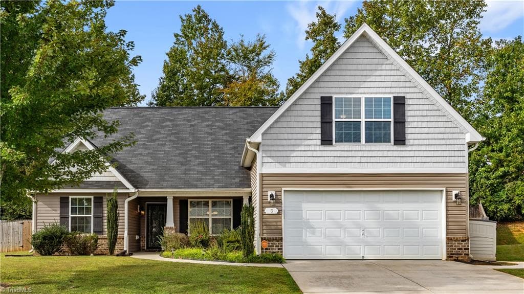 3 Chadbrook Court, Greensboro NC 27405