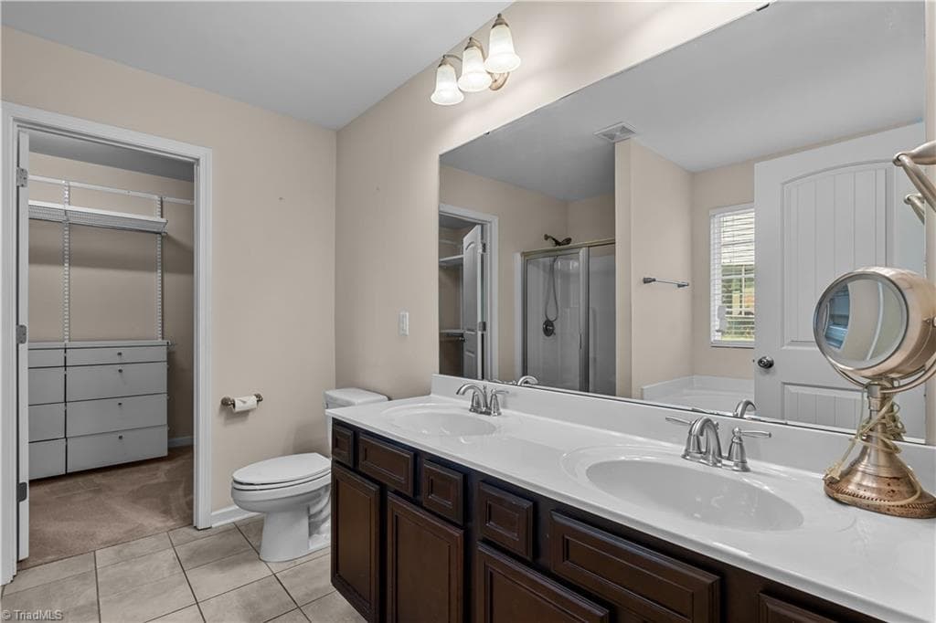 Stick/Site Built at 3 Chadbrook Court, Greensboro NC 27405, Greensboro, photo 19 of 32