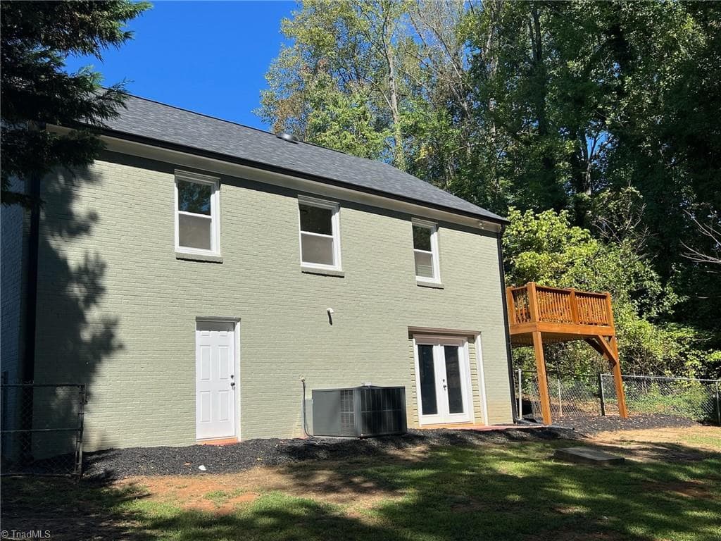 Stick/Site Built at 1419 Richardson Drive, Reidsville NC 27320, Reidsville, photo 8 of 35