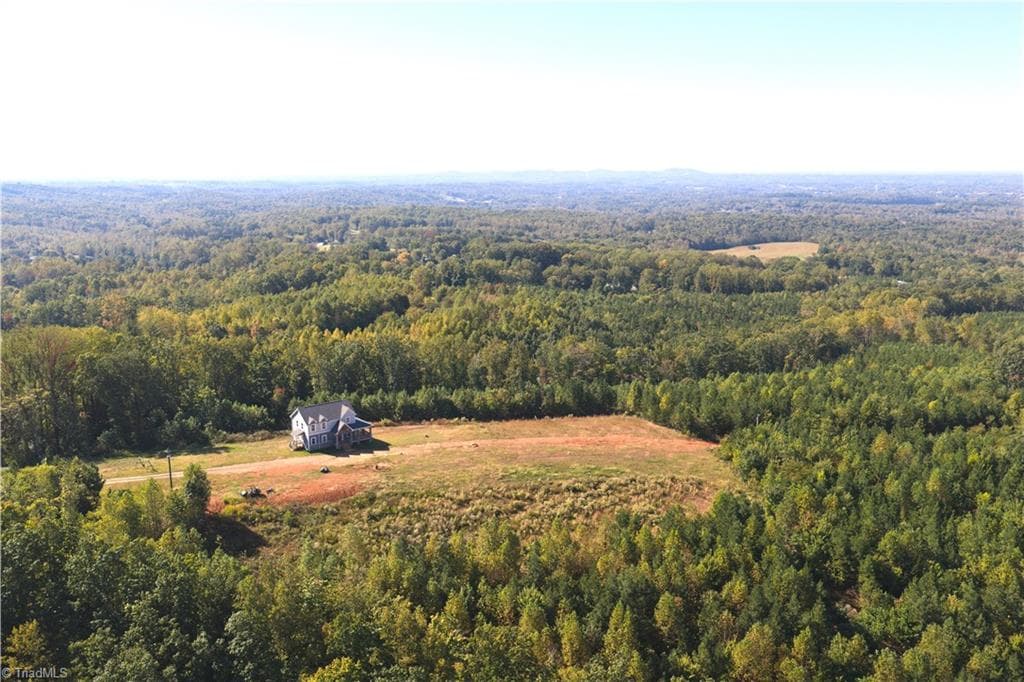 Stick/Site Built at 263 Mountain Berry Way, Mount Airy NC 27030, photo 13 of 33