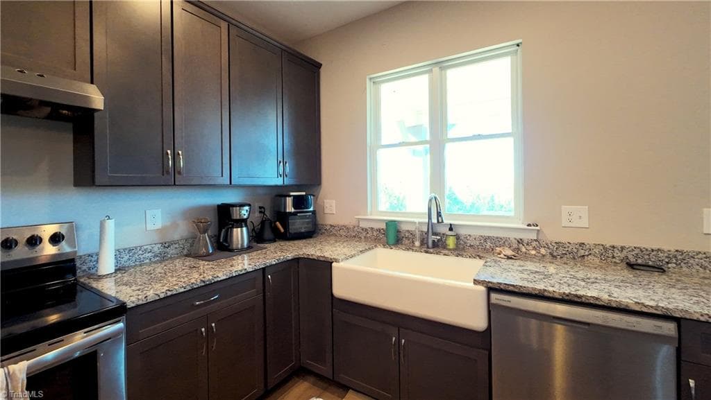 Stick/Site Built at 263 Mountain Berry Way, Mount Airy NC 27030, photo 7 of 33