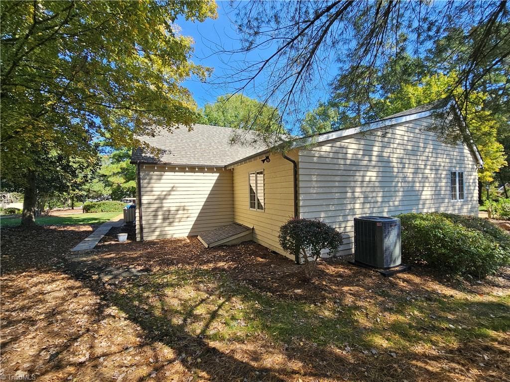 Stick/Site Built at 130 Linden Place, Bermuda Run NC 27006, Bermuda Run, photo 9 of 47