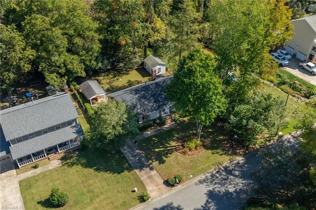 Stick/Site Built at 1620 Lazy Lane, High Point NC 27265, High Point, photo 34 of 37