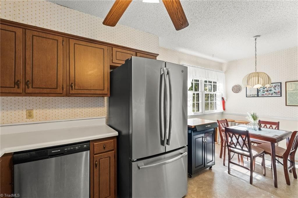 Stick/Site Built at 1620 Lazy Lane, High Point NC 27265, High Point, photo 15 of 37