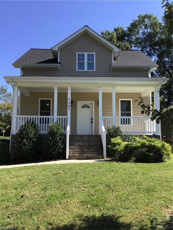 1307 Avalon Road, Greensboro NC 27401