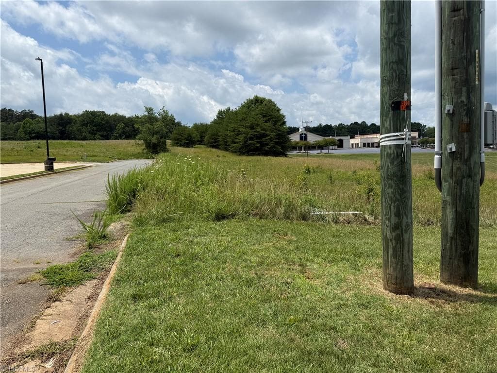 Retail at 4.03ac Main Street, King NC 27021, King, photo 9 of 12