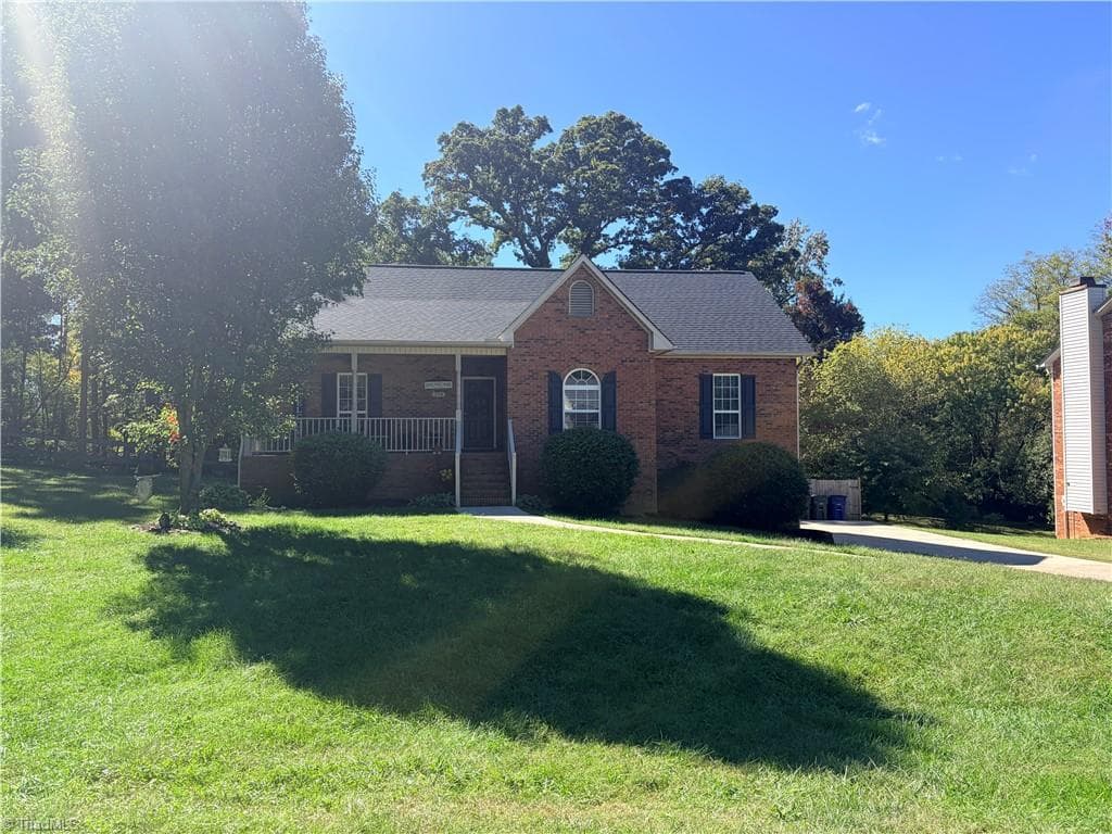 374 Lucinda Lane, Kernersville NC 27284