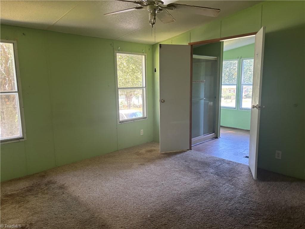 Manufactured Home at 4727 Benttree Drive, McLeansville NC 27301, McLeansville, photo 7 of 9