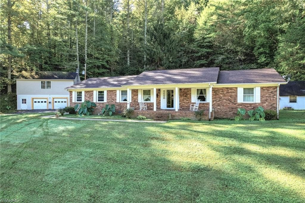 5609 Elk Creek Darby Road, Ferguson NC 28624