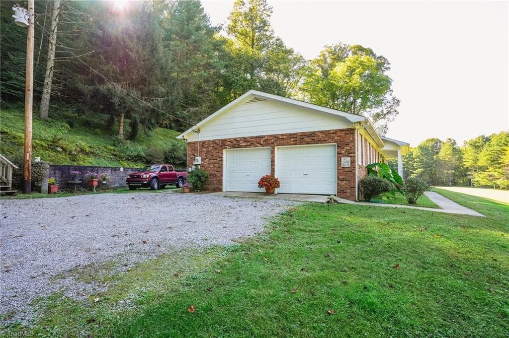 Stick/Site Built at 5609 Elk Creek Darby Road, Ferguson NC 28624, photo 30 of 34