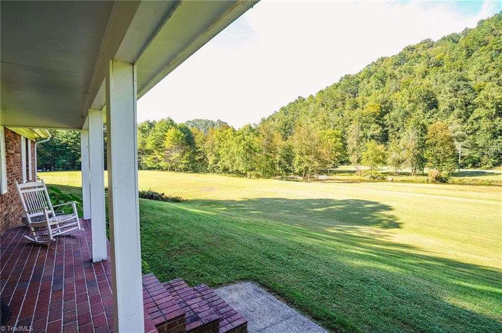 Stick/Site Built at 5609 Elk Creek Darby Road, Ferguson NC 28624, photo 4 of 34