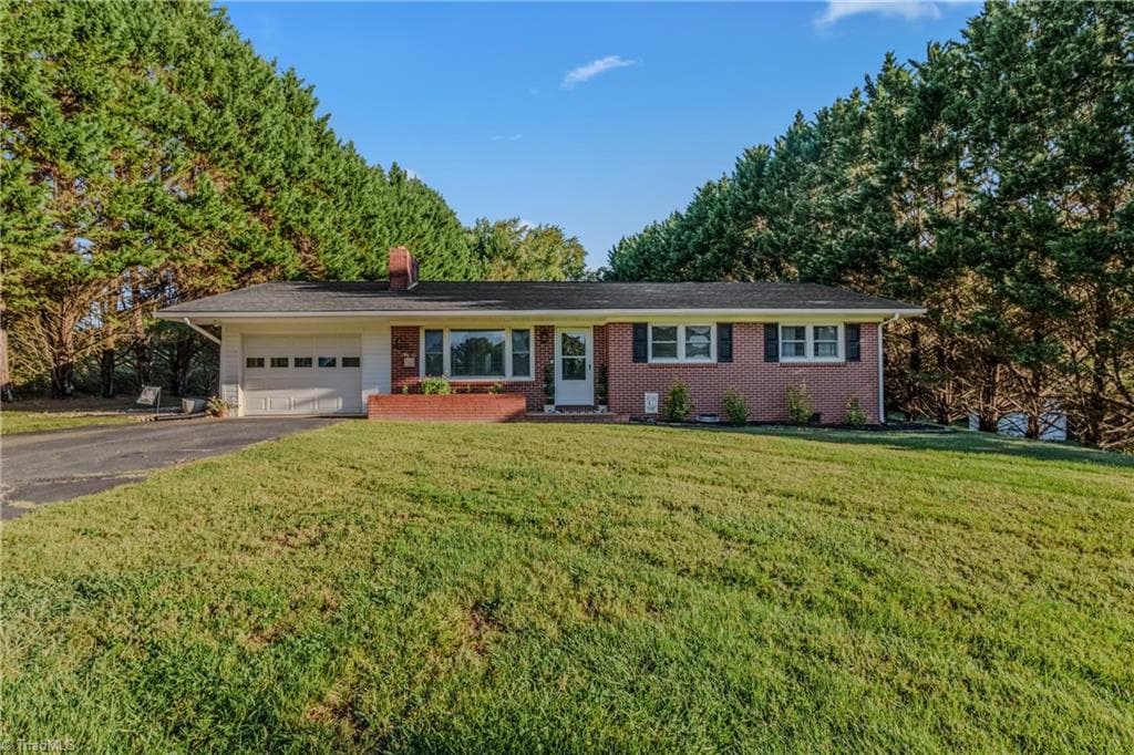 134 Old Childress Avenue, Mount Airy NC 27030