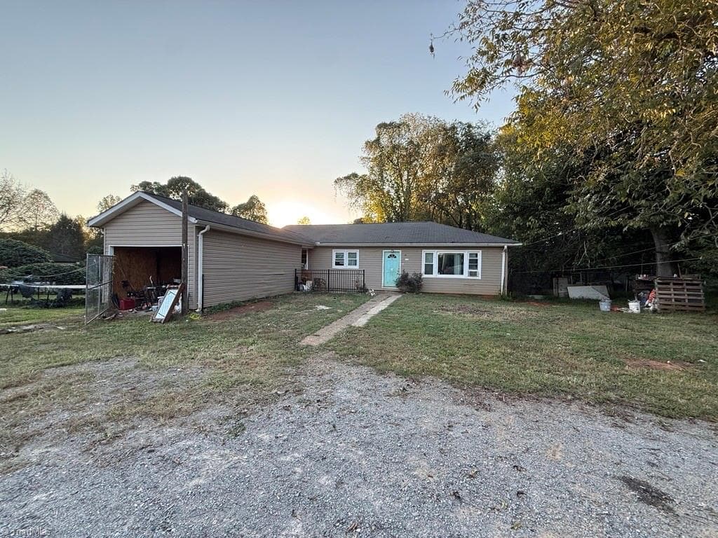253 Cemetery Street, Ronda NC 28670