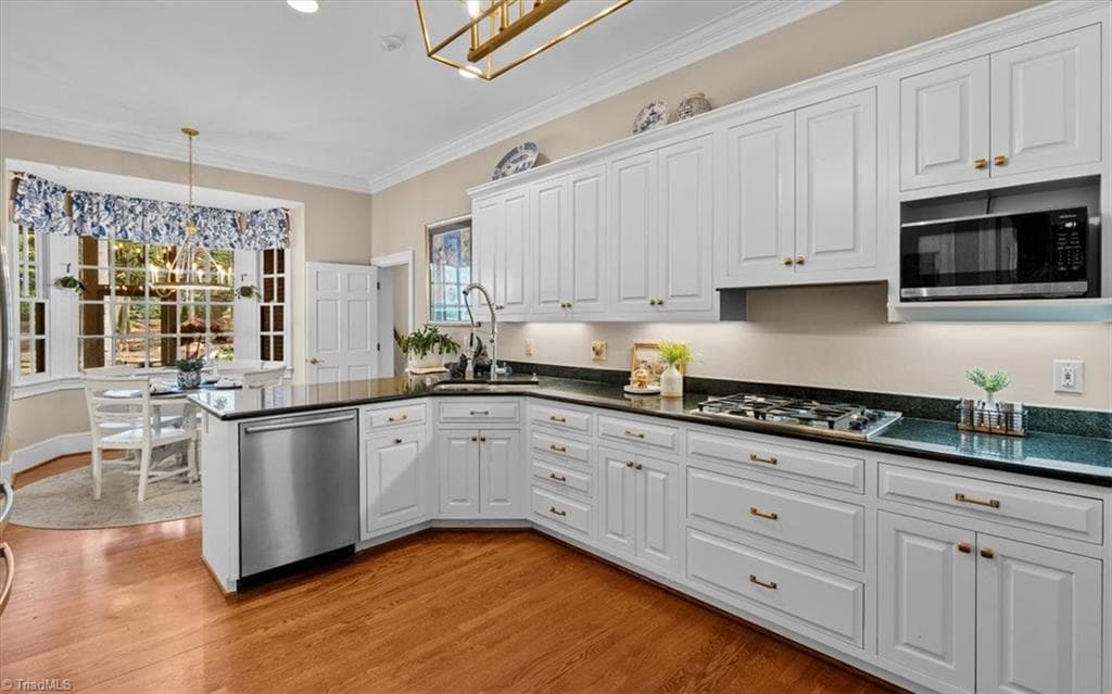 Stick/Site Built at 14 Provincetown Court, Greensboro NC 27408, Greensboro, photo 9 of 50