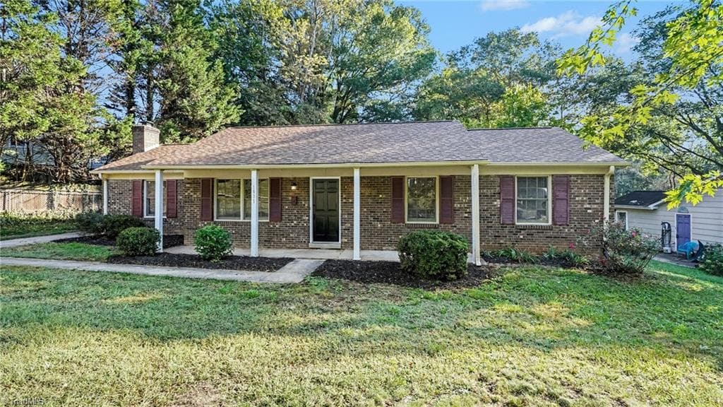 Stick/Site Built at 1035 Gales Avenue, Winston-Salem NC 27103, photo 2 of 19