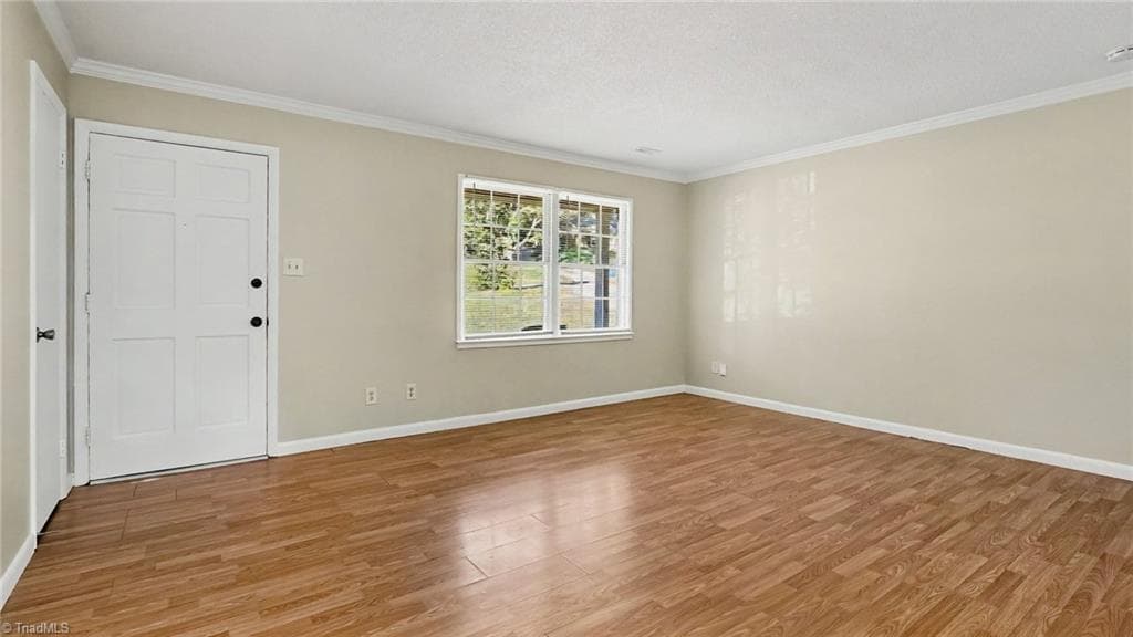 Stick/Site Built at 1035 Gales Avenue, Winston-Salem NC 27103, photo 3 of 19