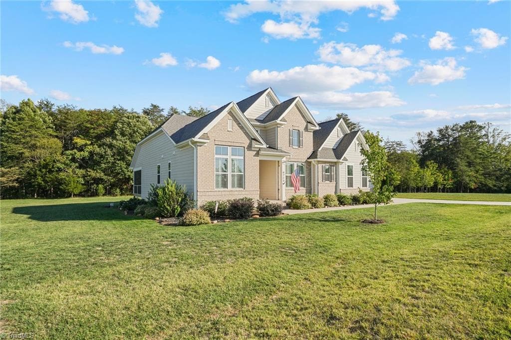 Stick/Site Built at 6715 Honeycutt Reserve Drive, Oak Ridge NC 27310, Oak Ridge, photo 2 of 43