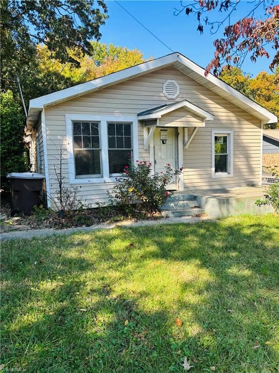3106 Four Seasons Boulevard, Greensboro NC 27406