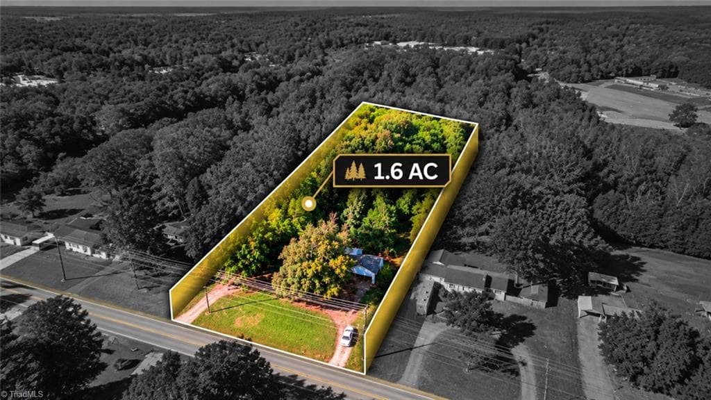 Stick/Site Built at 507 Pineywood Road, Thomasville NC 27360, photo 23 of 23