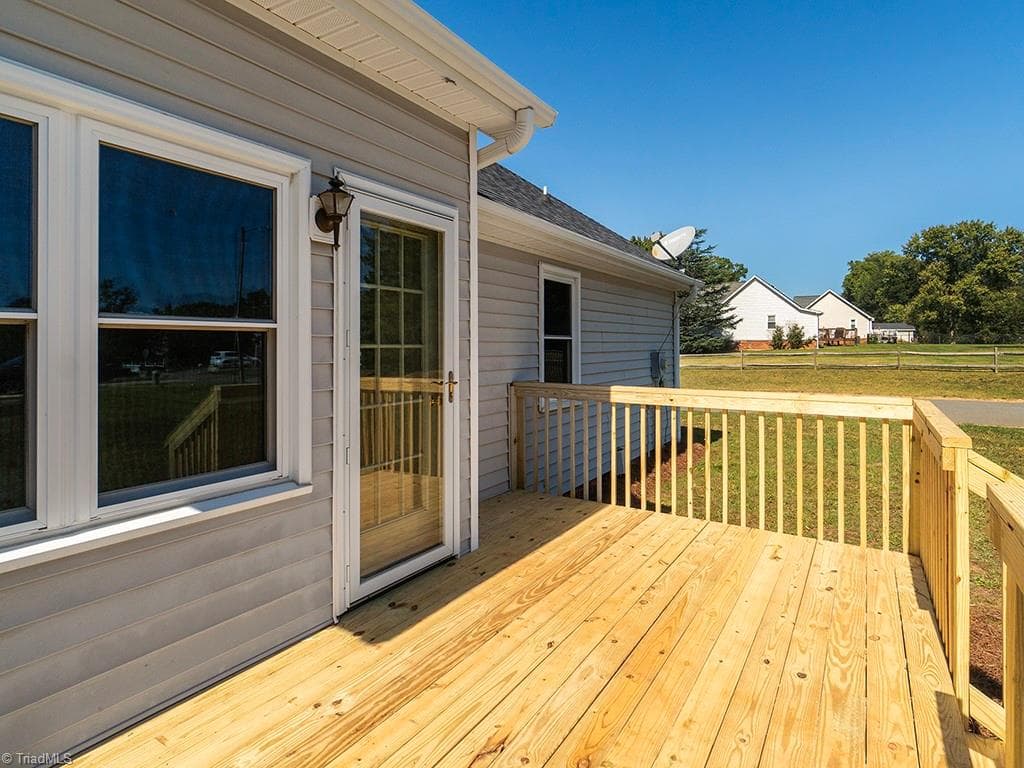 Stick/Site Built at 305 Lorraine Drive, Winston-Salem NC 27107, Winston-Salem, photo 36 of 41