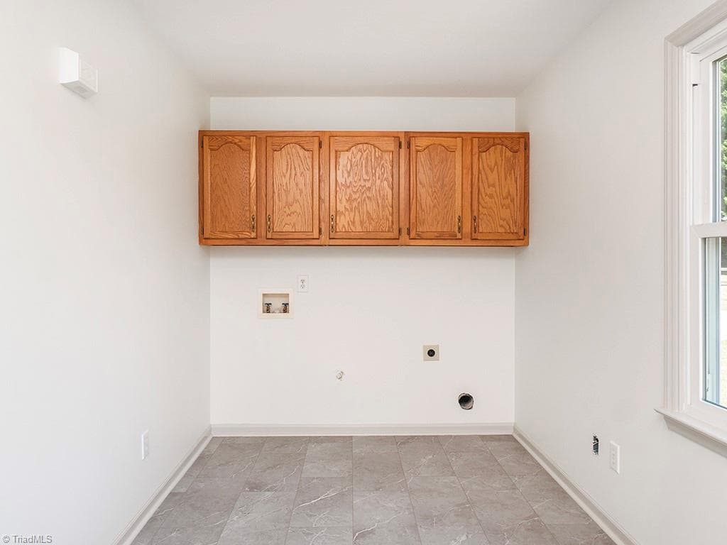 Stick/Site Built at 305 Lorraine Drive, Winston-Salem NC 27107, Winston-Salem, photo 20 of 41