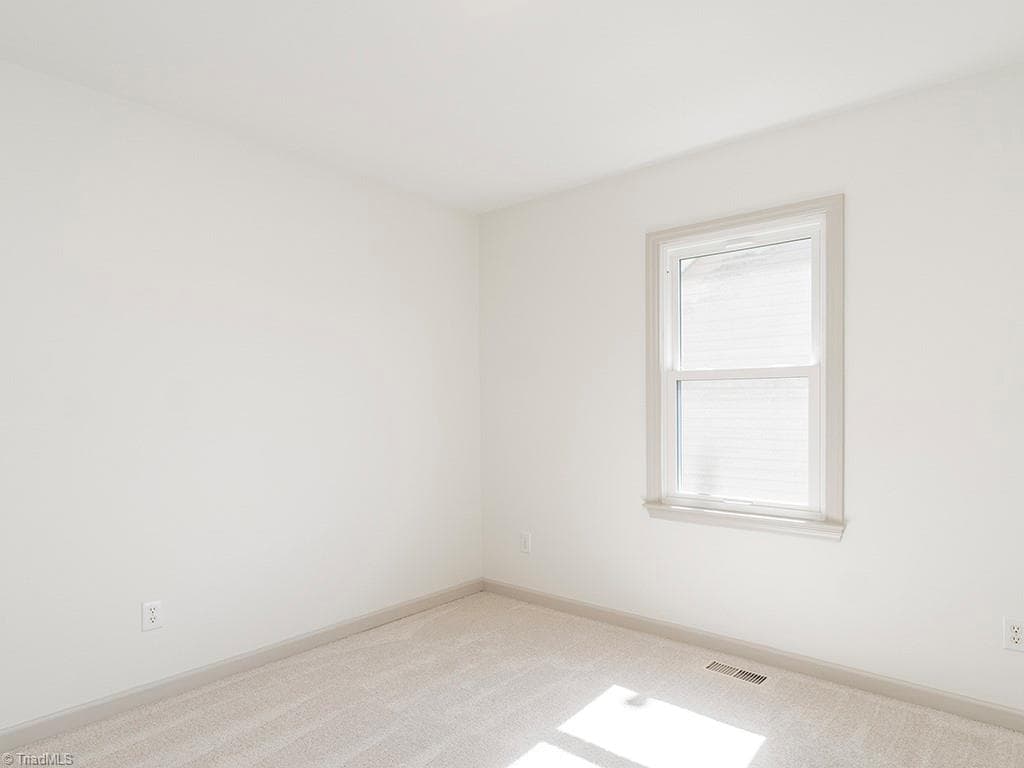 Stick/Site Built at 305 Lorraine Drive, Winston-Salem NC 27107, Winston-Salem, photo 33 of 41